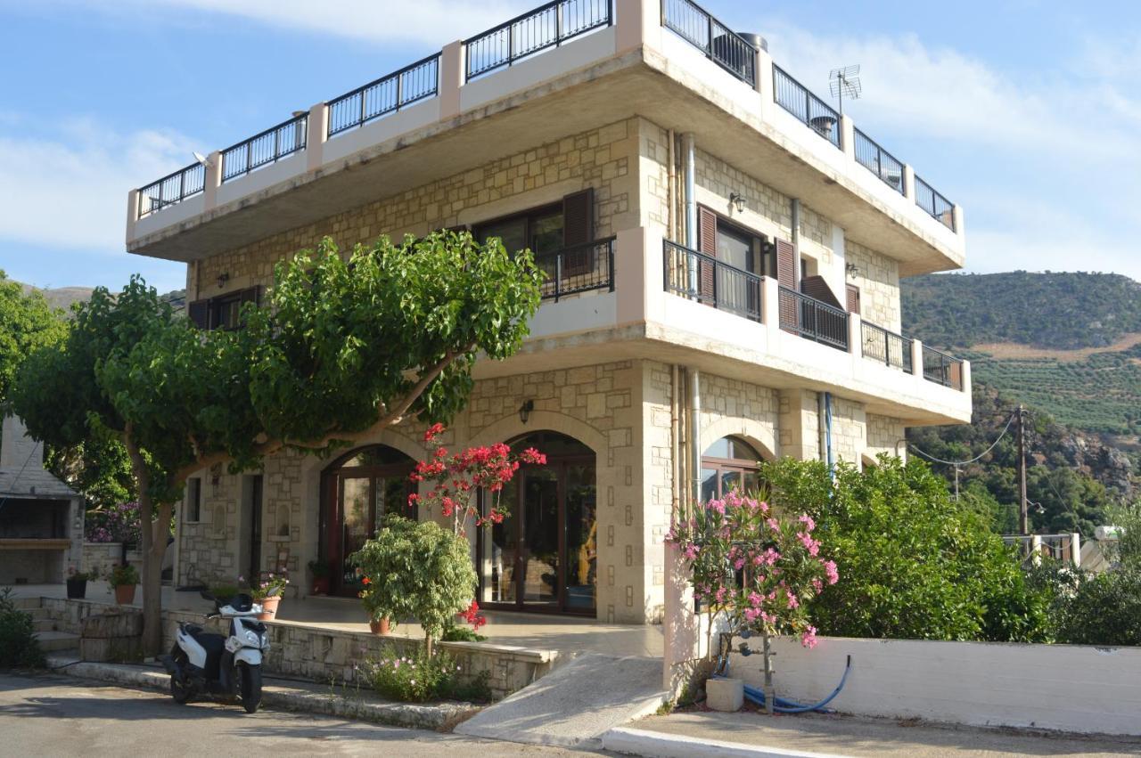 Ariadni Apartments Sfinarion Exterior photo